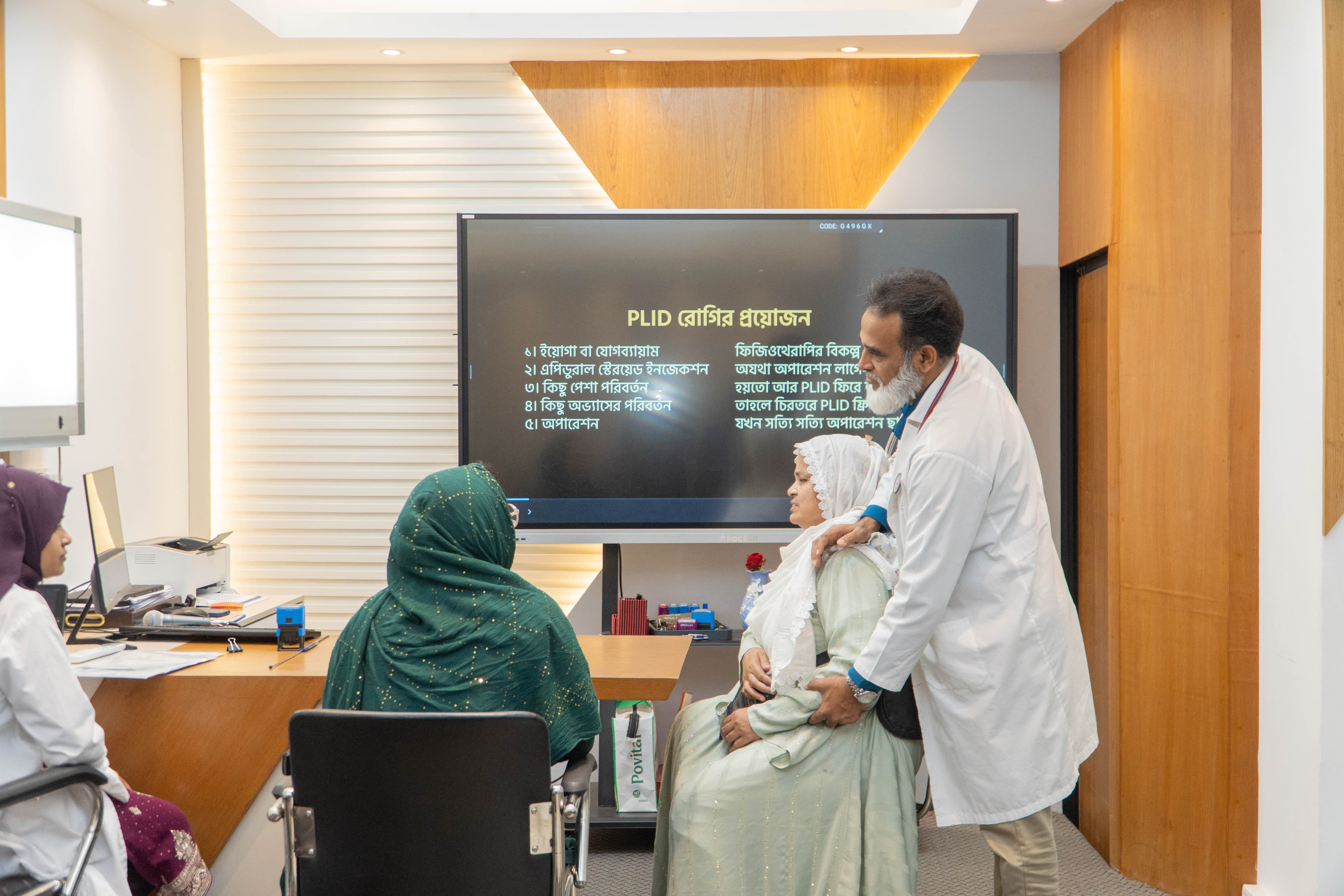 Dr. Alam at seminar